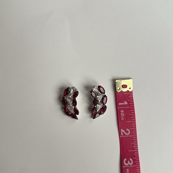 B David Antique Stamped Elegant Red and Silver Rhinestone Clip on Earrings - Picture 5 of 5